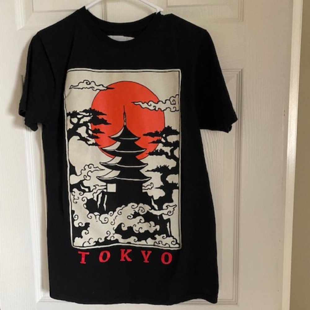 Men's Artist Union Clothing Tokyo T-Shirt NWOT  Size M